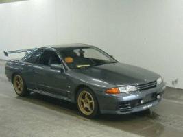 y NISSAN zSKYLINE GTR