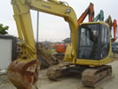 y KOMATSU zExcavator