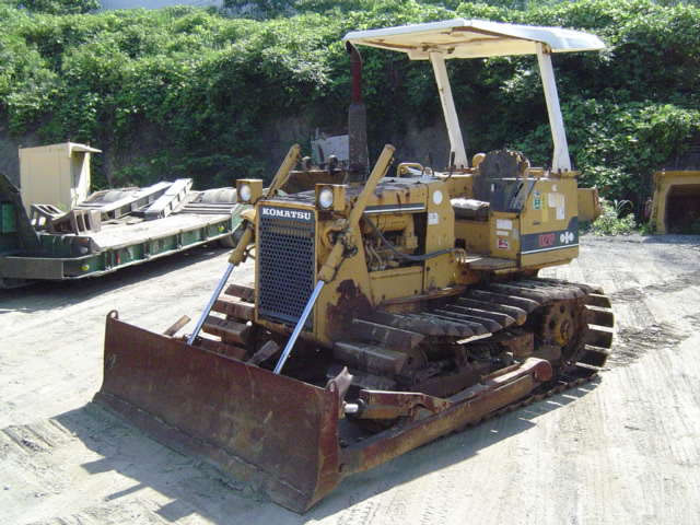 y KOMATSU zDozer